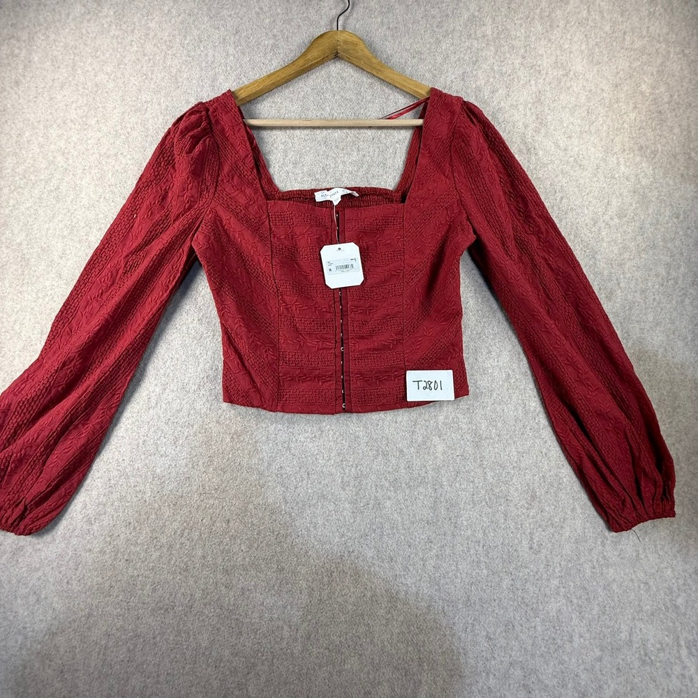 Altar'd State Wine Red Eyelet Hook & Eye Long Sleeve Crop Top FT889M Small NWT